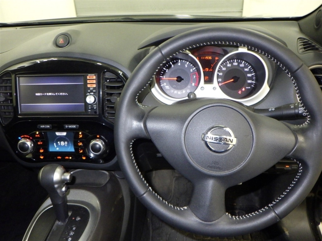 NISSAN JUKE 2015