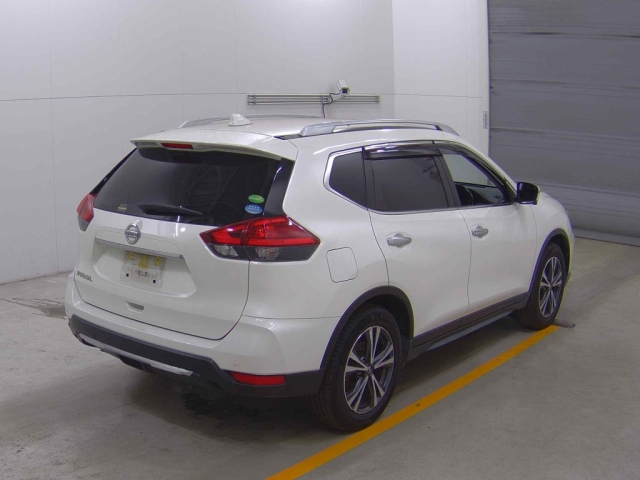 NISSAN X-TRAIL 2019