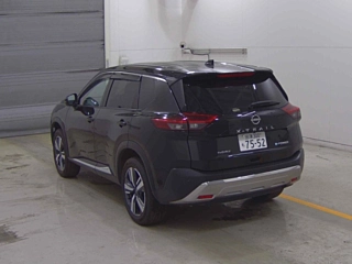 NISSAN X-TRAIL 2023