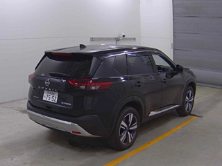 NISSAN X-TRAIL 2023