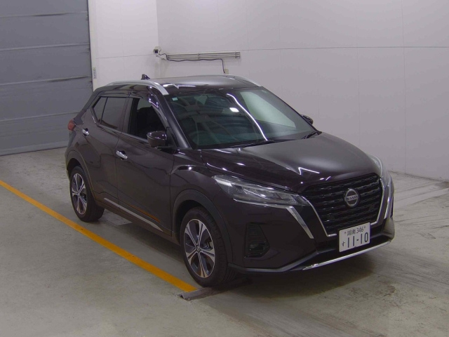 NISSAN KIX 2020