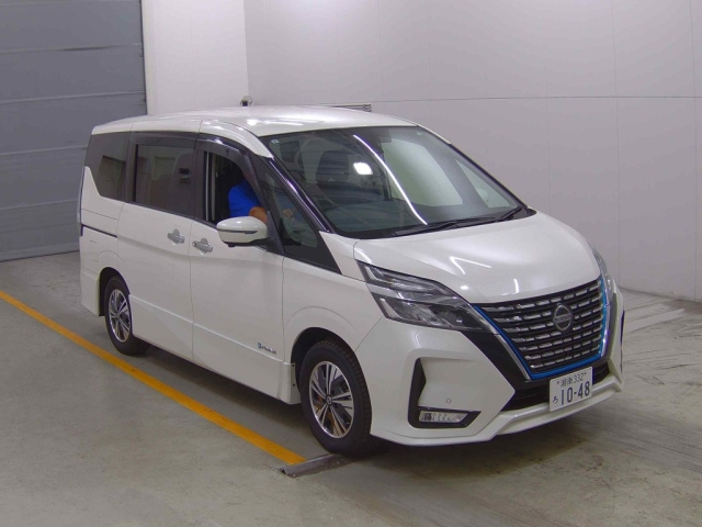 NISSAN SERENA 2019