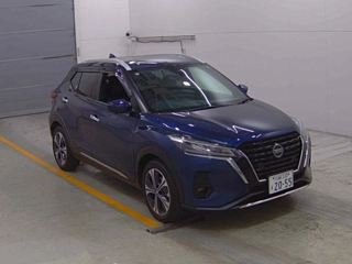 NISSAN KIX 2020