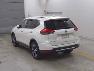 NISSAN X-TRAIL 2017
