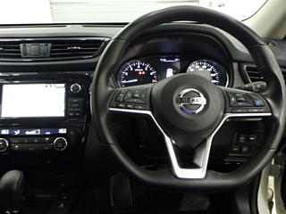 NISSAN X-TRAIL 2017