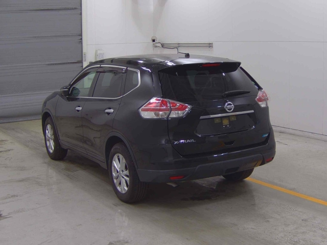 NISSAN X-TRAIL 2015