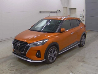 NISSAN KIX 2020