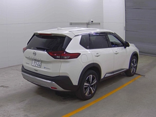 NISSAN X-TRAIL 2024