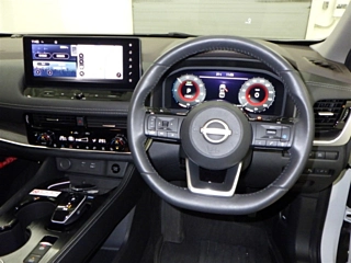 NISSAN X-TRAIL 2024