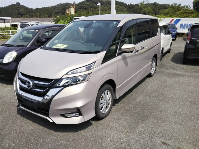 NISSAN SERENA 2018