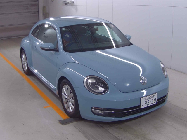 VOLKSWAGEN THE BEETLE 2013
