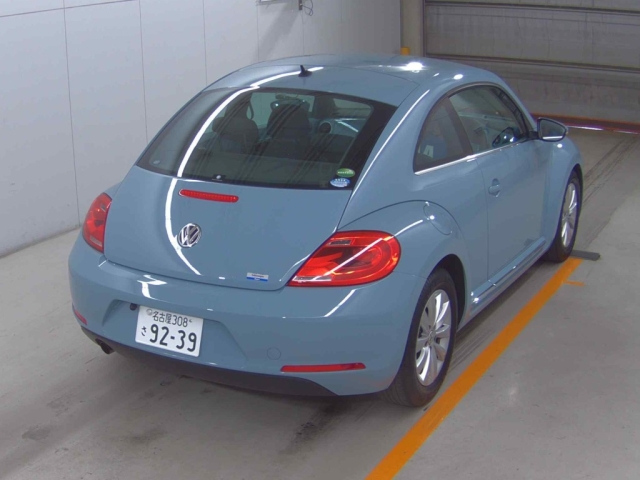 VOLKSWAGEN THE BEETLE 2013