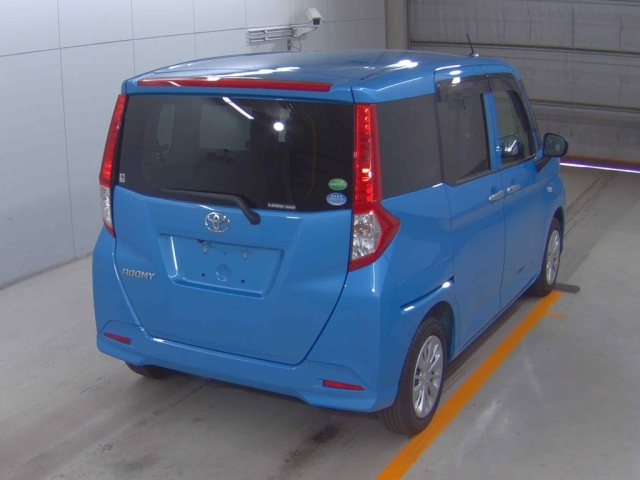 TOYOTA ROOMY 2019