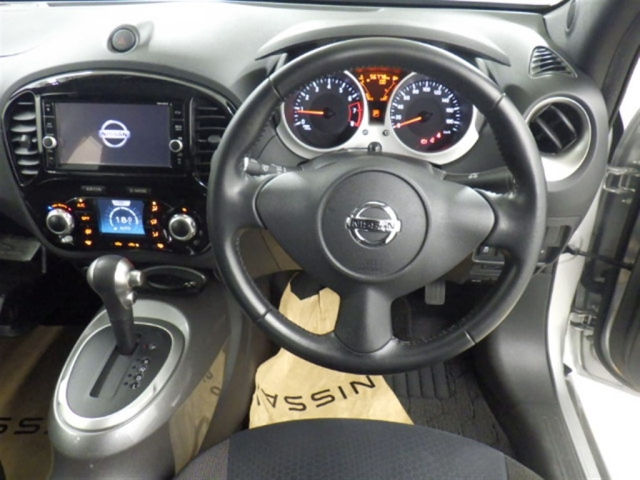 NISSAN JUKE 2019