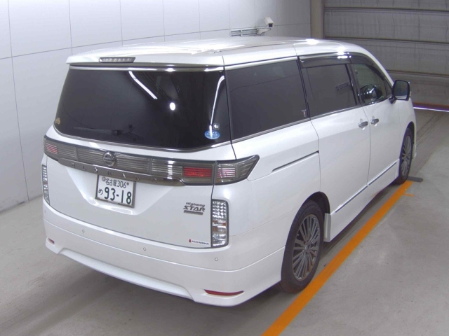 NISSAN ELGRAND 2021
