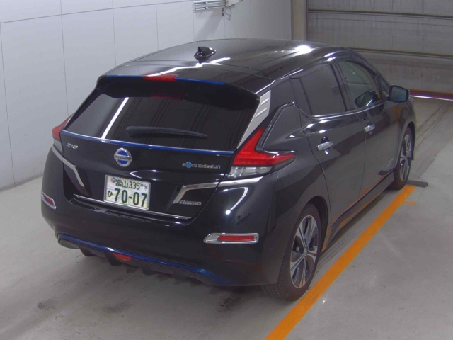 NISSAN LEAF 2018