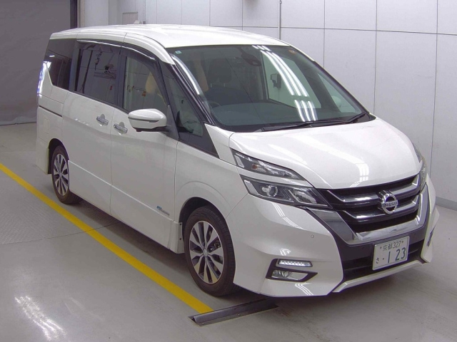 NISSAN SERENA 2018