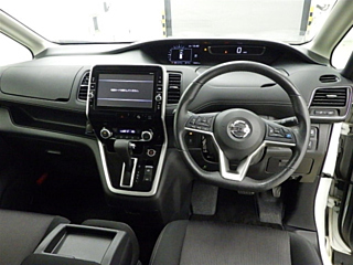 NISSAN SERENA 2018