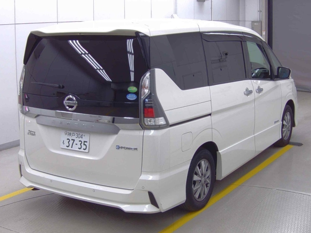NISSAN SERENA 2019