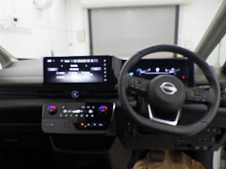 NISSAN SERENA 2023