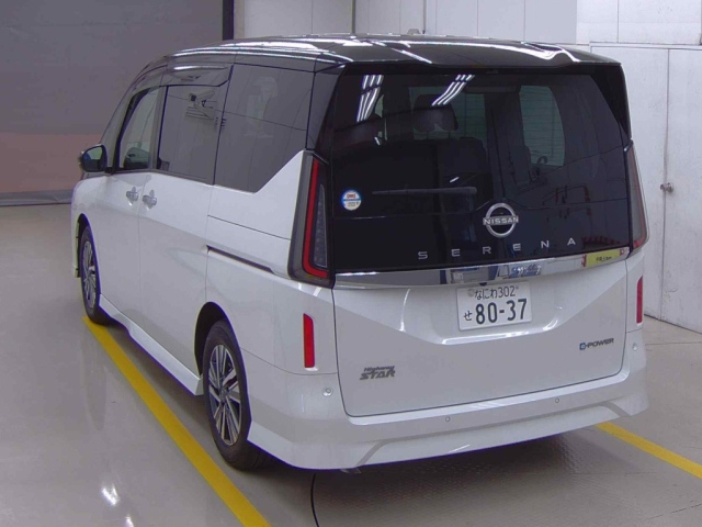 NISSAN SERENA 2023