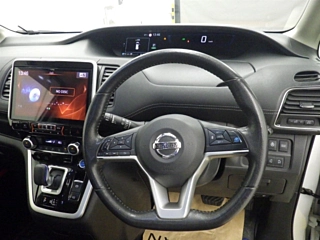 NISSAN SERENA 2019
