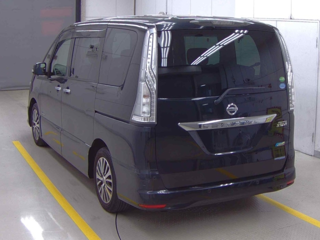NISSAN SERENA 2015