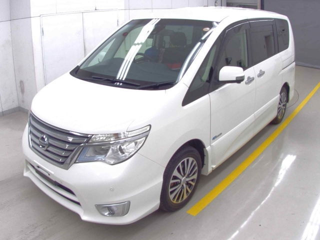 NISSAN SERENA 2015