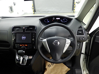 NISSAN SERENA 2015