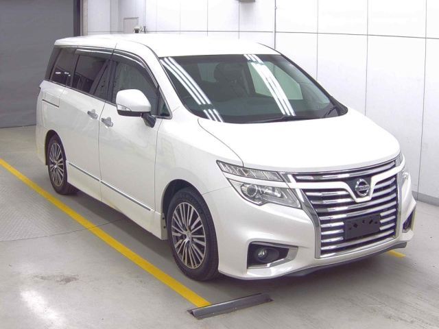 NISSAN ELGRAND 2015
