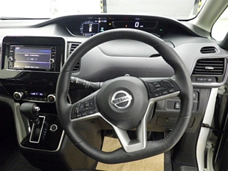 NISSAN SERENA 2020