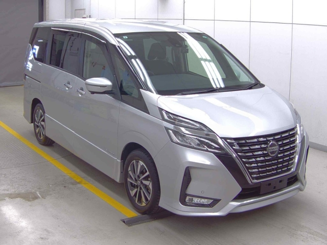 NISSAN SERENA 2019
