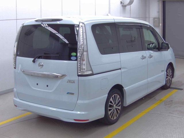 NISSAN SERENA 2015
