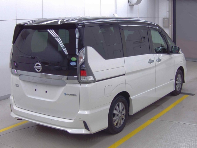 NISSAN SERENA 2018