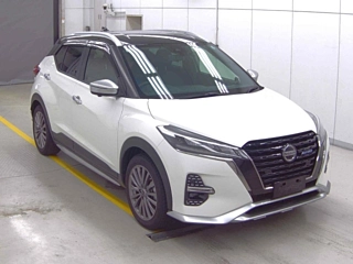 NISSAN KIX 2021