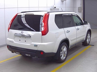 NISSAN X-TRAIL 2015