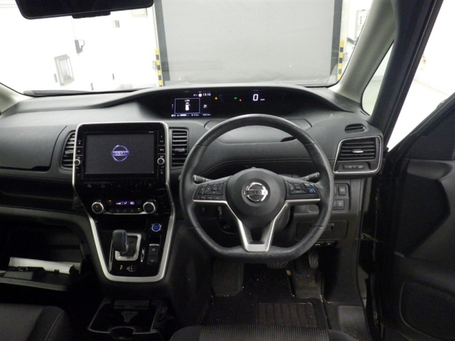 NISSAN SERENA 2018