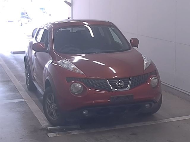 NISSAN JUKE 2011