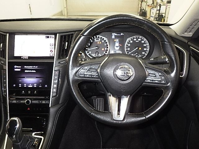 NISSAN SKYLINE 2019