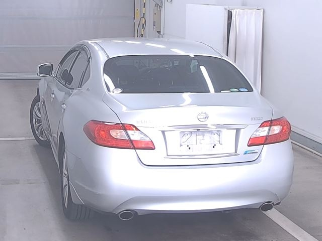 NISSAN FUGA 2014