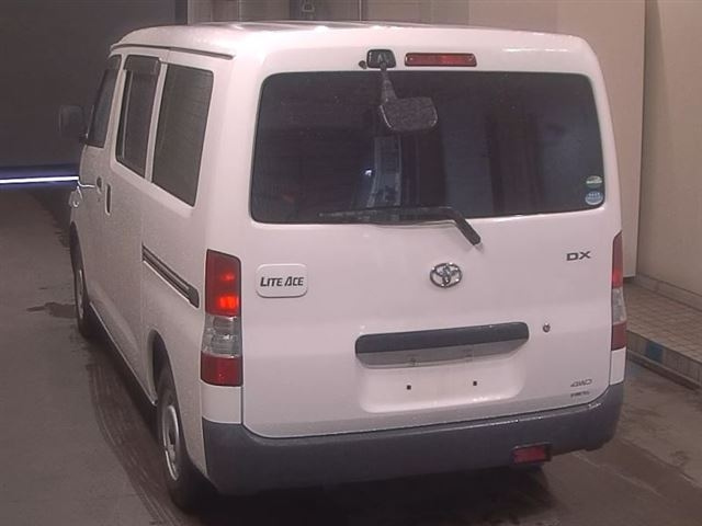 TOYOTA LITE ACE VAN 2017
