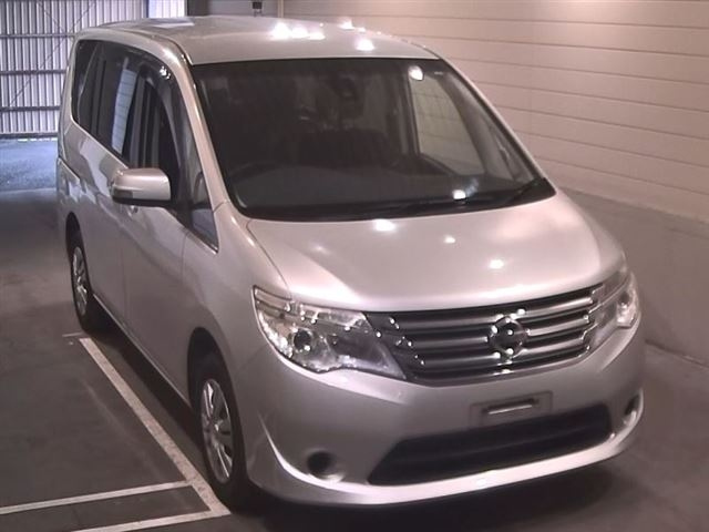 NISSAN SERENA 2014