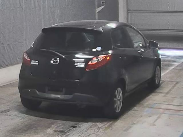 MAZDA DEMIO 2012