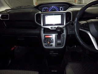SUZUKI SOLIO 2015