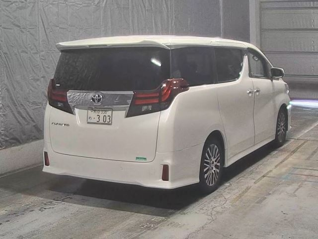 TOYOTA ALPHARD 2016