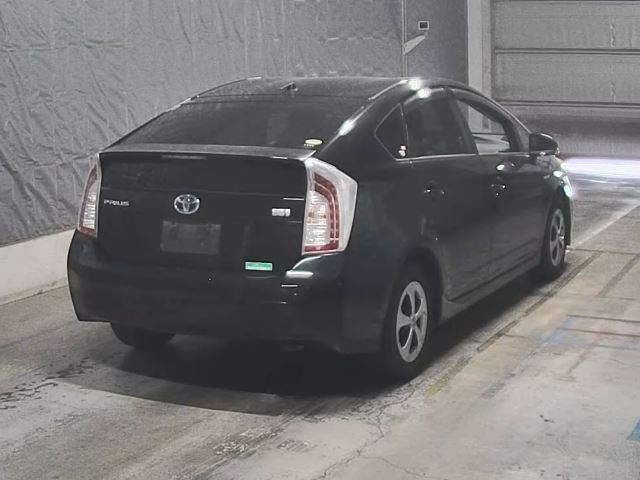 TOYOTA PRIUS 2012