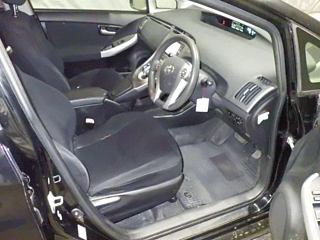 TOYOTA PRIUS 2012