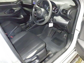 TOYOTA YARIS 2020