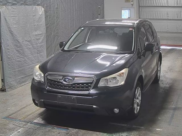 SUBARU FORESTER 2014