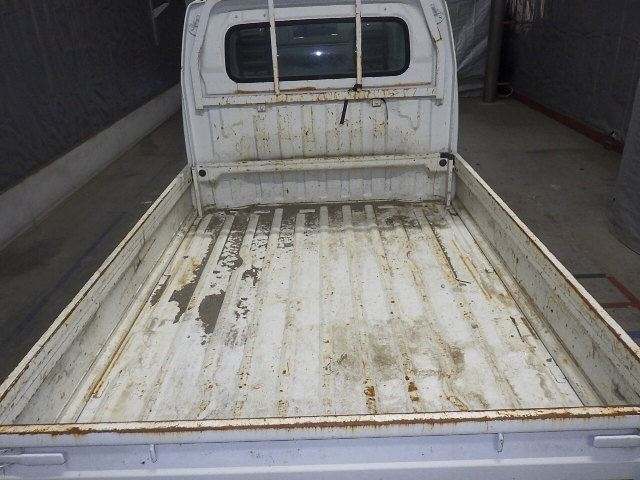 SUZUKI CARRY TRUCK 2011